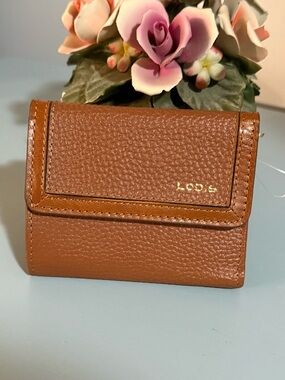 ♥️NWOT LODIS LEATHER TRIFOLD WALLET♥️
